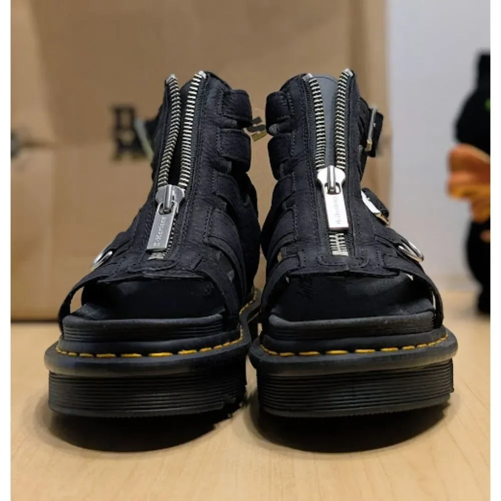 Dr. Martens Olson Grey Tumbled Nubuck Leather Gladiator Zip Sandals UK 5 NIB